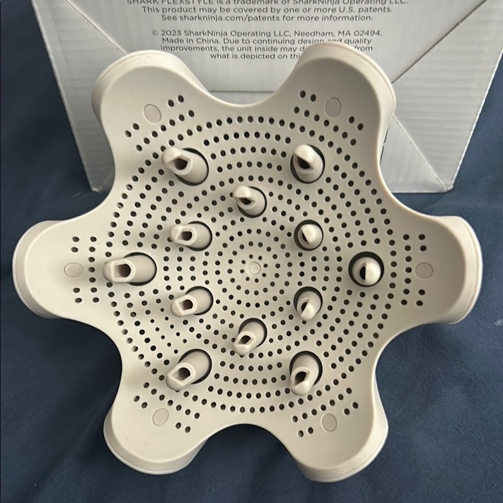 White Textured Hair Accessory with Unique Design